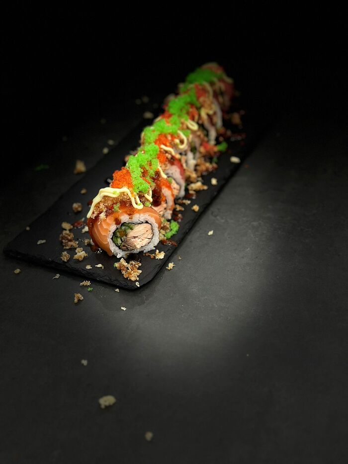 Dragon Roll (8 pz)